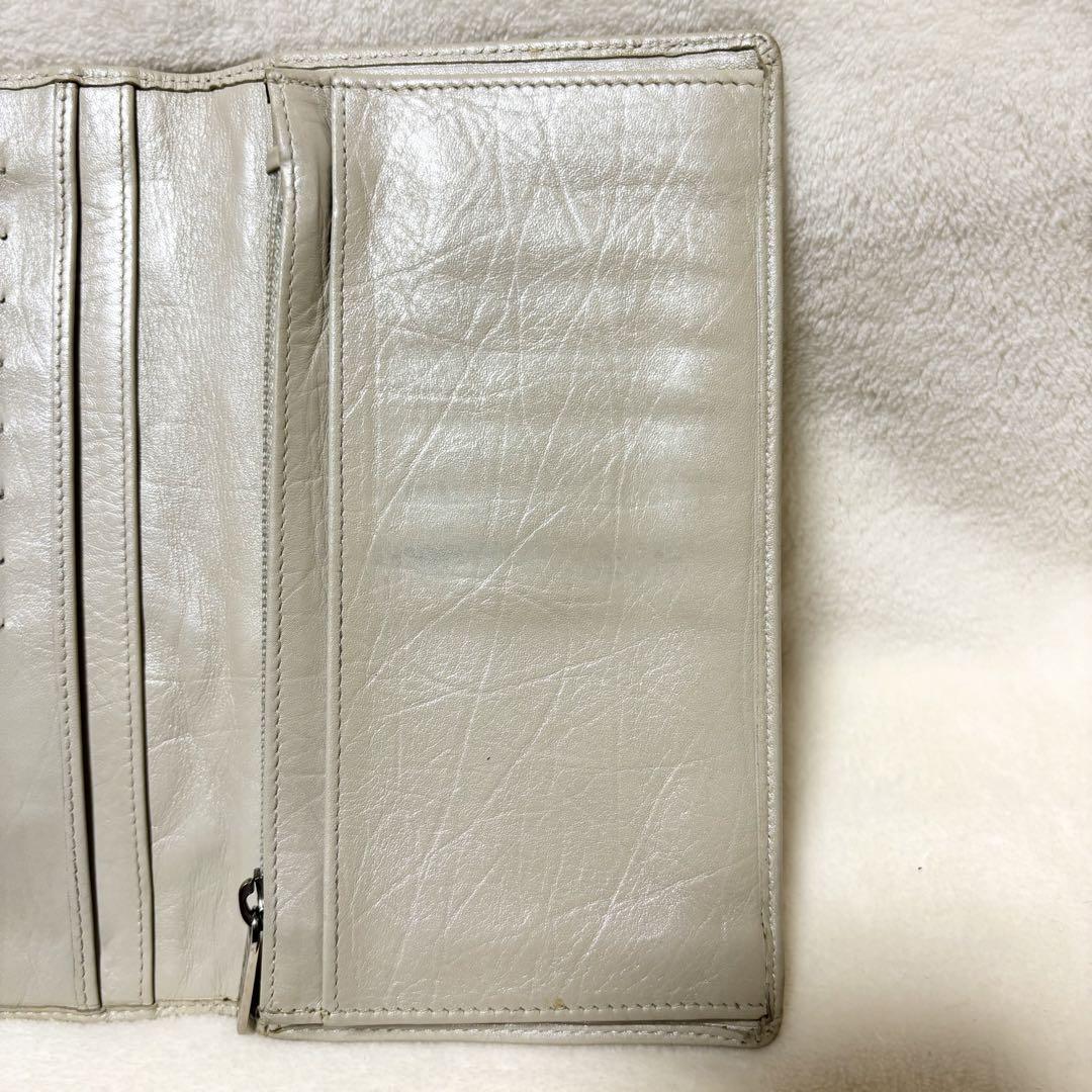 CHANEL ライトグレー キルティング 長財布 レザー ココマーク