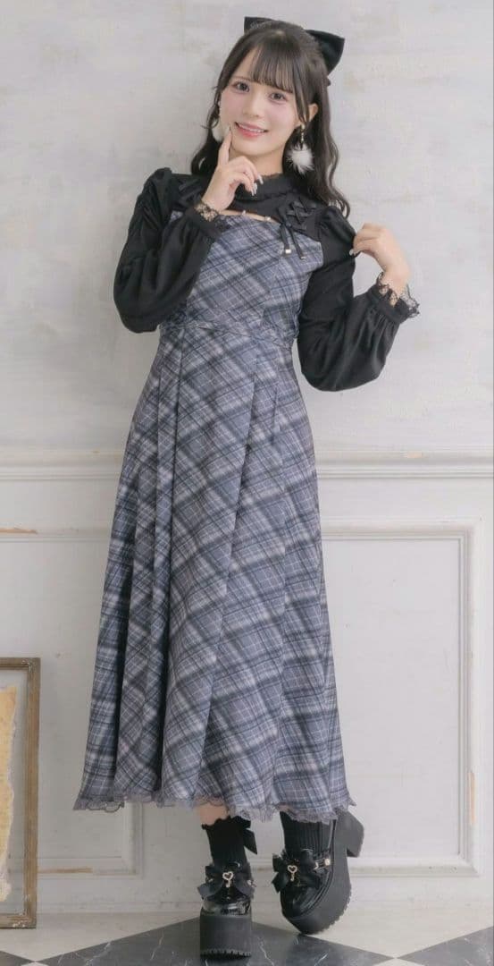 ROJITA デコルテ開きロングワンピースFREE SIZE