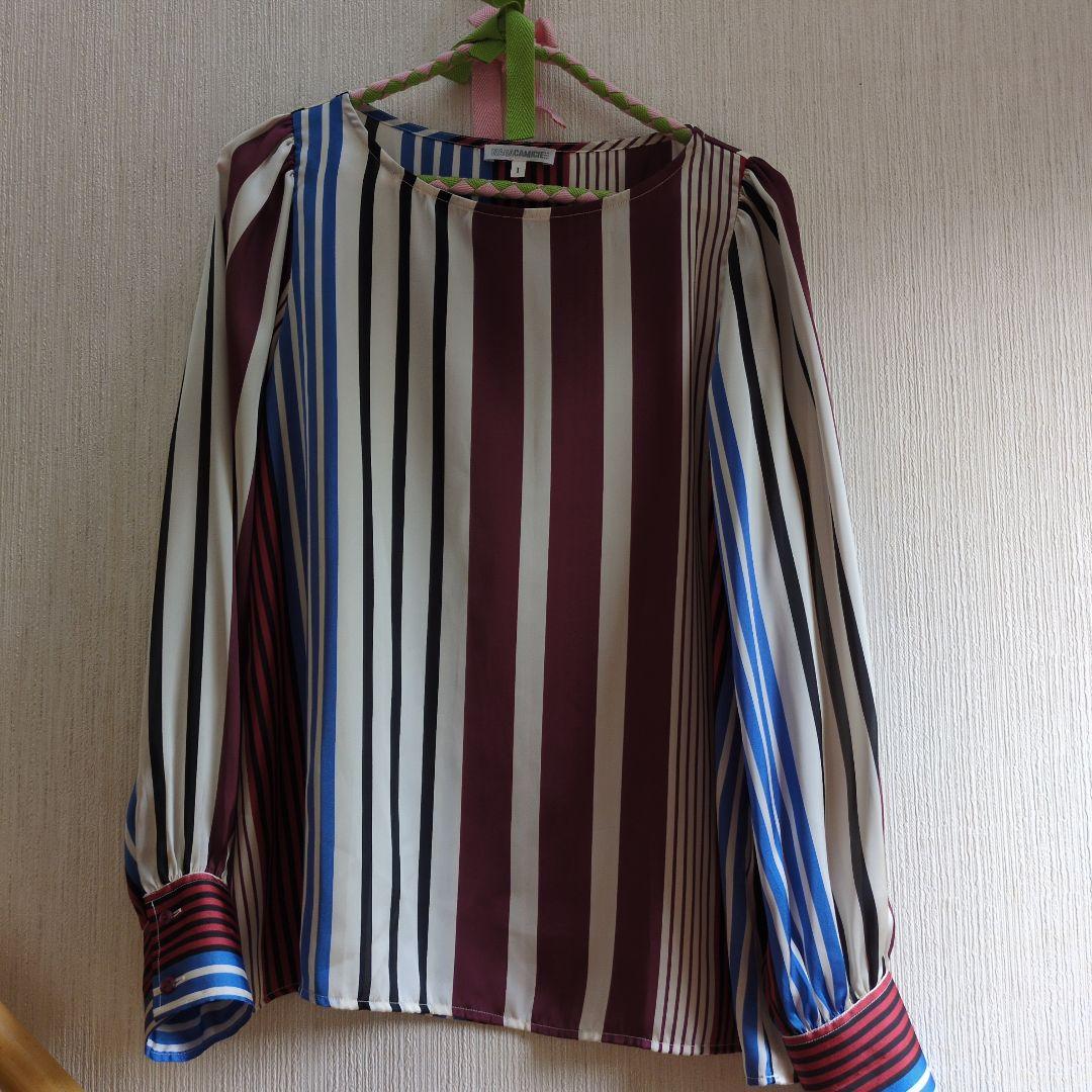 【美品】ナラカミーチェ　サテンランダムストライプブラウス