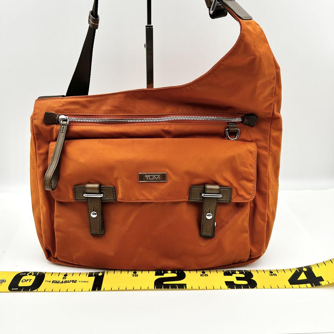TUMI メッセンジャーバック ナイロン 斜め掛け ユニセックス 525
