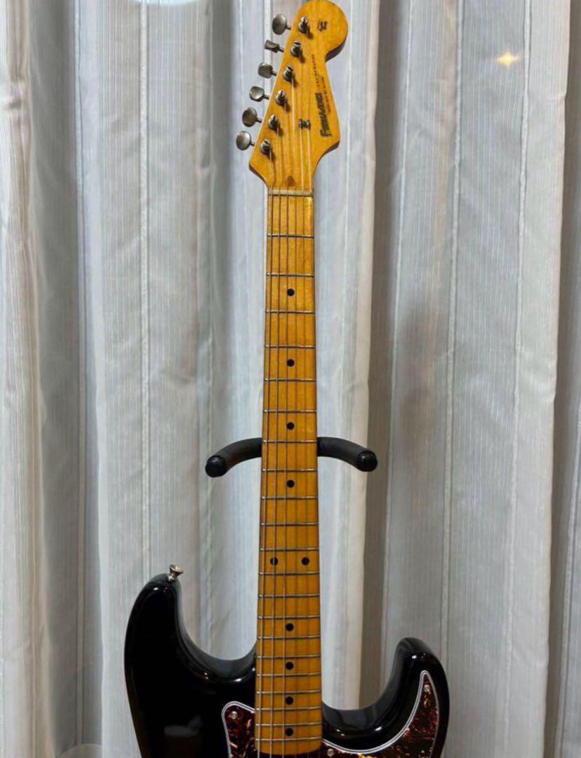 FERNANDES THE REVIVAL RST-50 ストラト