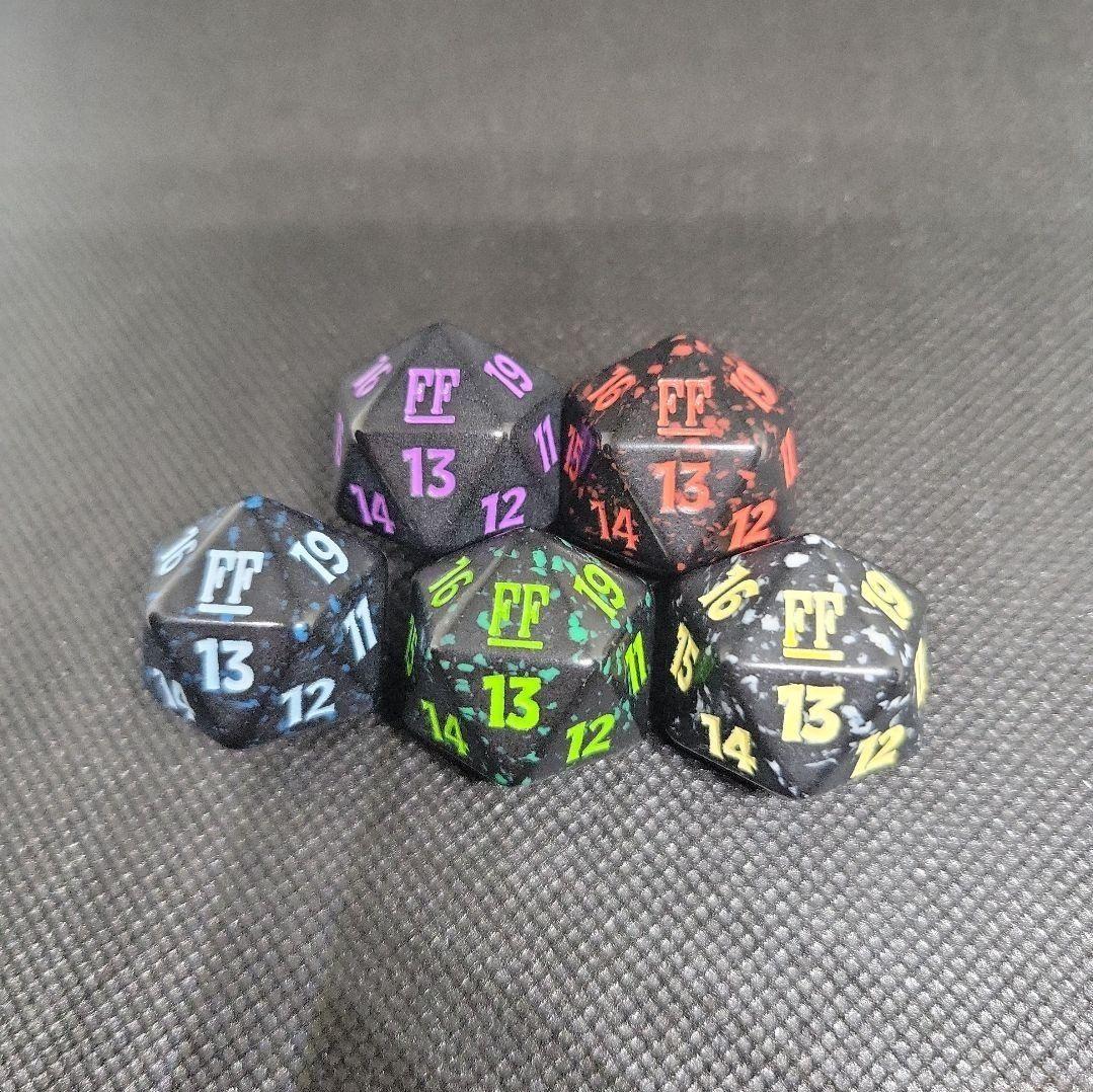 mtg 絶版 ２０面 ダイス 6個セット fin ff サイコロ バンドル MTG FFコラボ 20面ダイス 5種セット - メルカリ