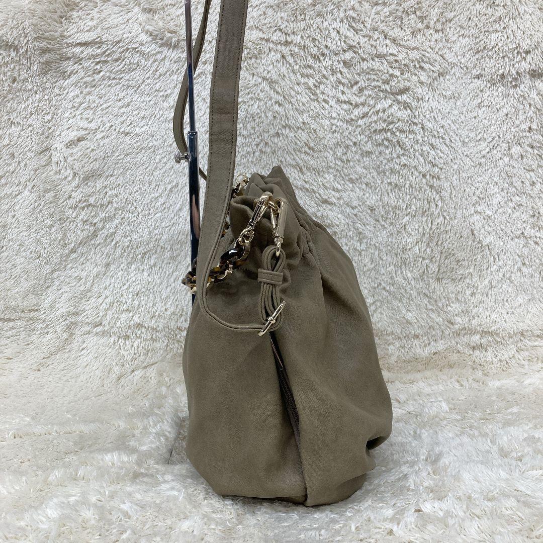 新品登場新品同様 イアパピヨネ ショルダーバッグ ハンドバッグ 巾着