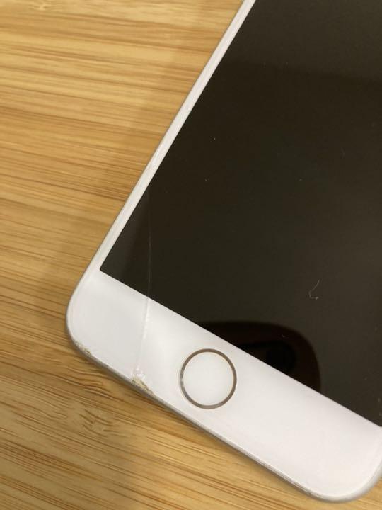 超激得お得 Wattuさん専用 iPhone 8 Silver 64GB auジャンク品 ahy2f-m20160895679 新品最新品