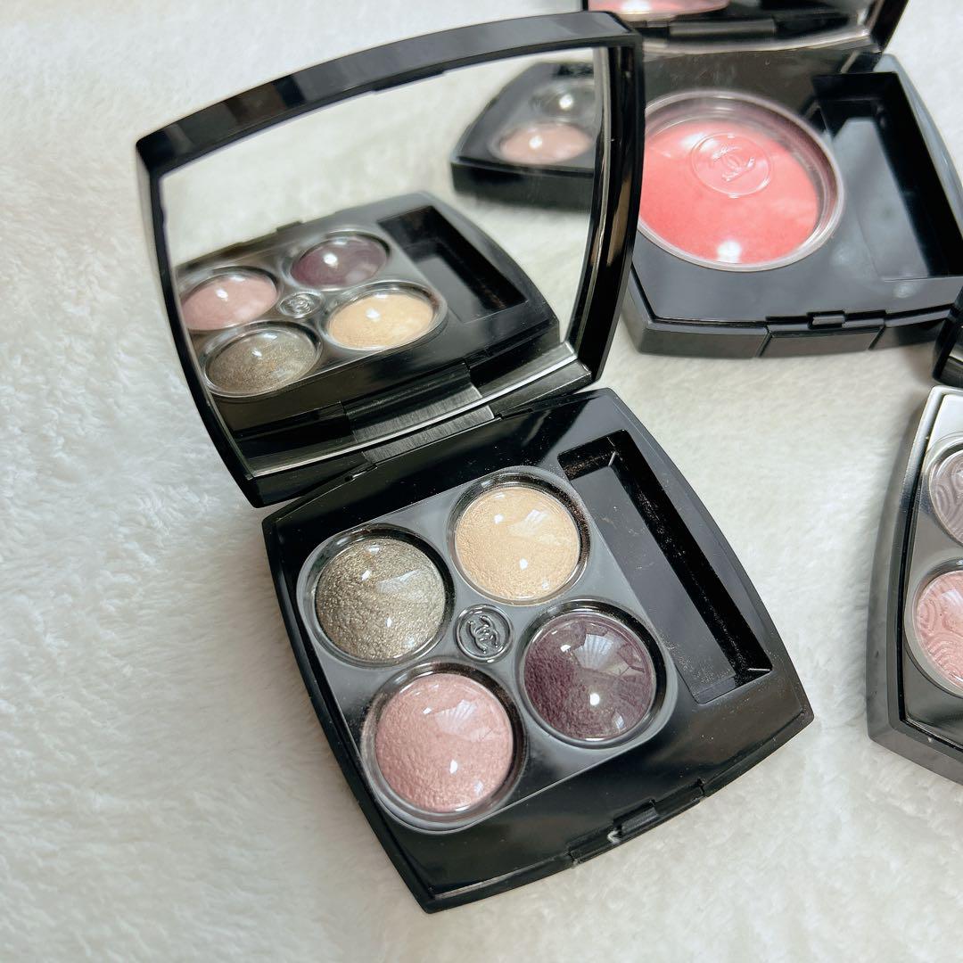Chanel アイシャドウ、チーク　セット売り