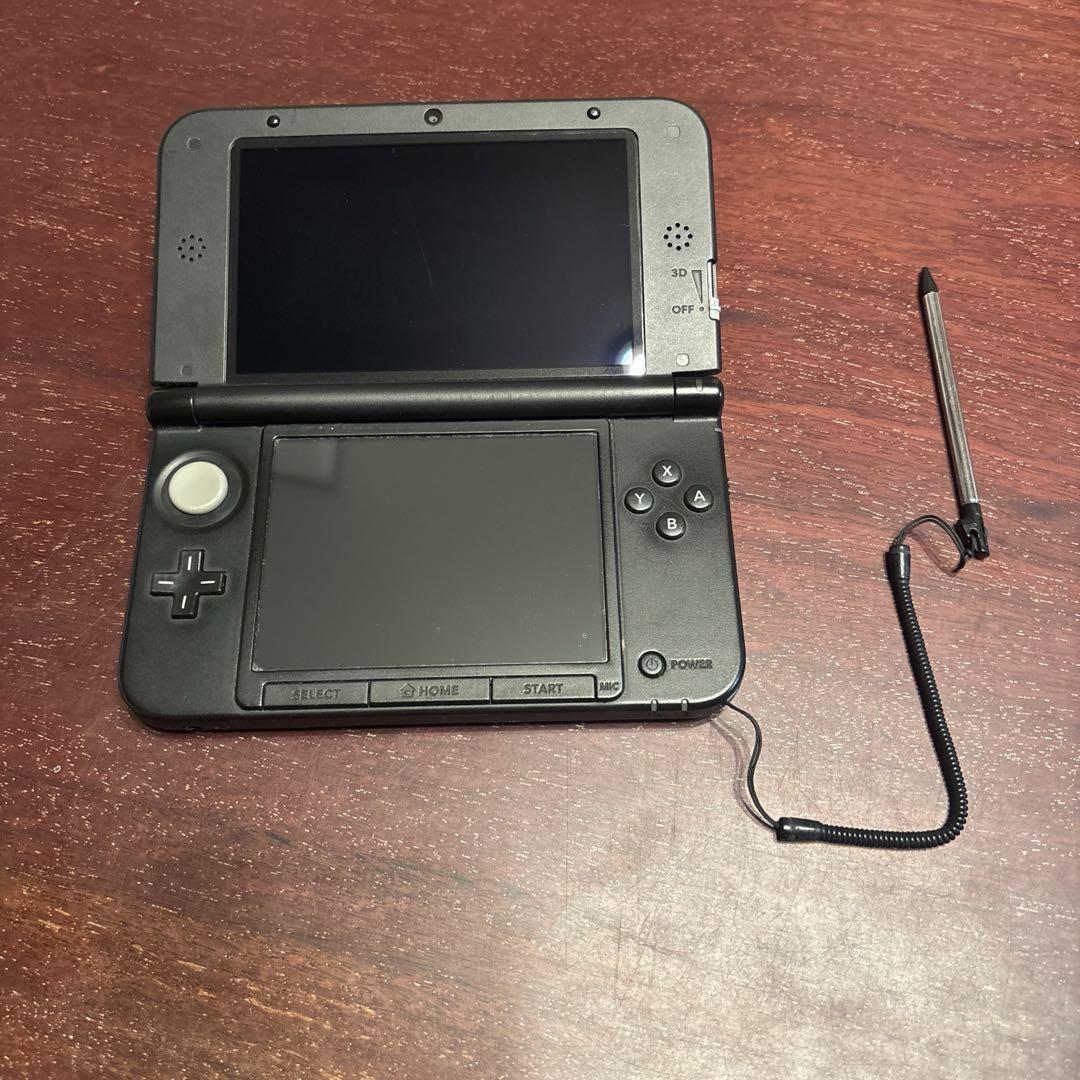 ニンテンドー3DS LL 黒　充電器付き
