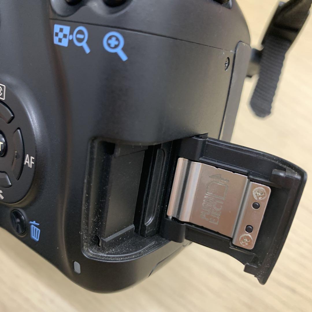 【中古品】Canon EOS カメラ　交換レンズ　バッテリー　セット