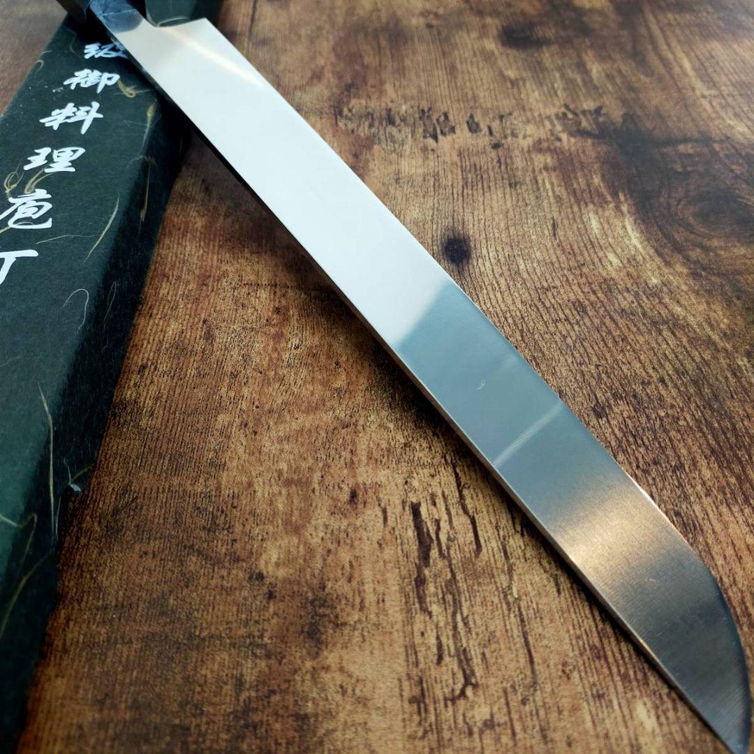 V金10号本焼先丸柳刃包丁270mm 高級黒檀八角柄