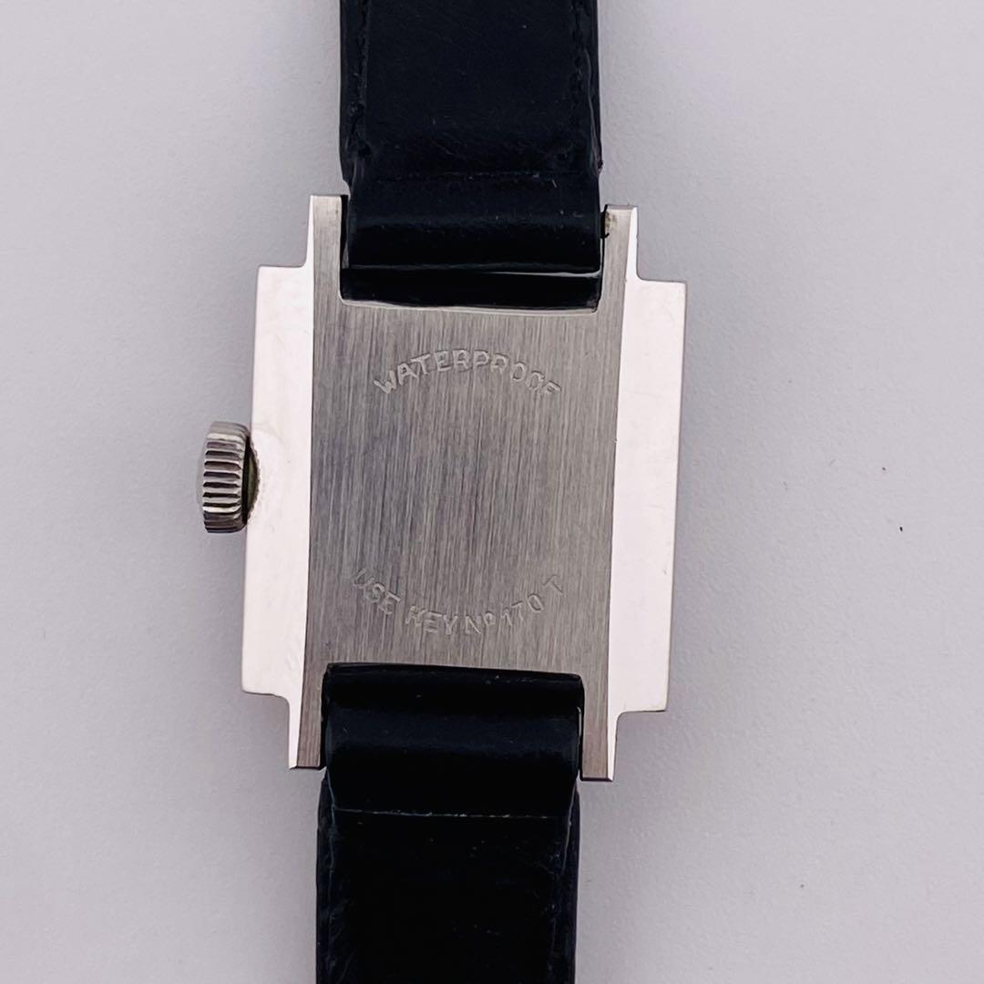 良品 UNIVERSAL GENEVE スクエア 手巻き 腕時計 ならう 1032 良品 UNIVERSAL GENEVE スクエア 手巻き 腕時計 ならう 1032