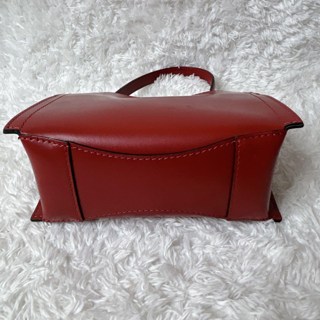 ✨極美品✨ ジャンニキャリーニ フロー 2way ショルダーバッグ 赤