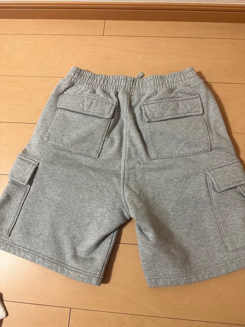 Stussy グレー カーゴショートパンツ