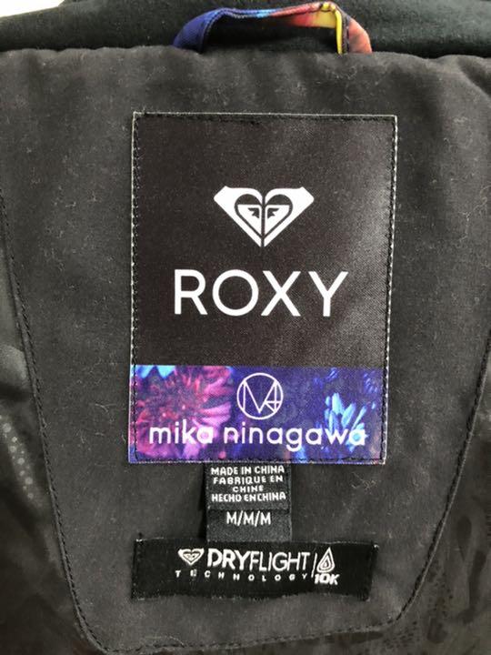 値下げ中✩美品 ロキシー 蜷川実花 Mサイズ S401r-m20189952401 スノボウェア ROXY 限定品新作