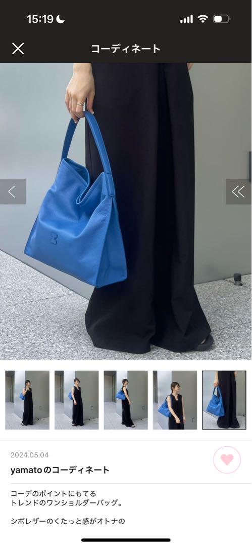 IACUCCI ブルーショルダーバッグ