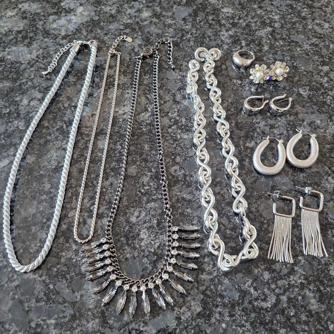 【アクセサリーまとめ売り】 シルバー チェーン ネックレス ピアス セット