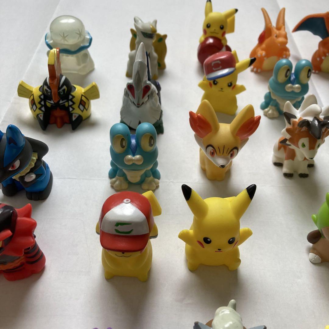 ポケモンキッズ　ソフビ指人形　47体