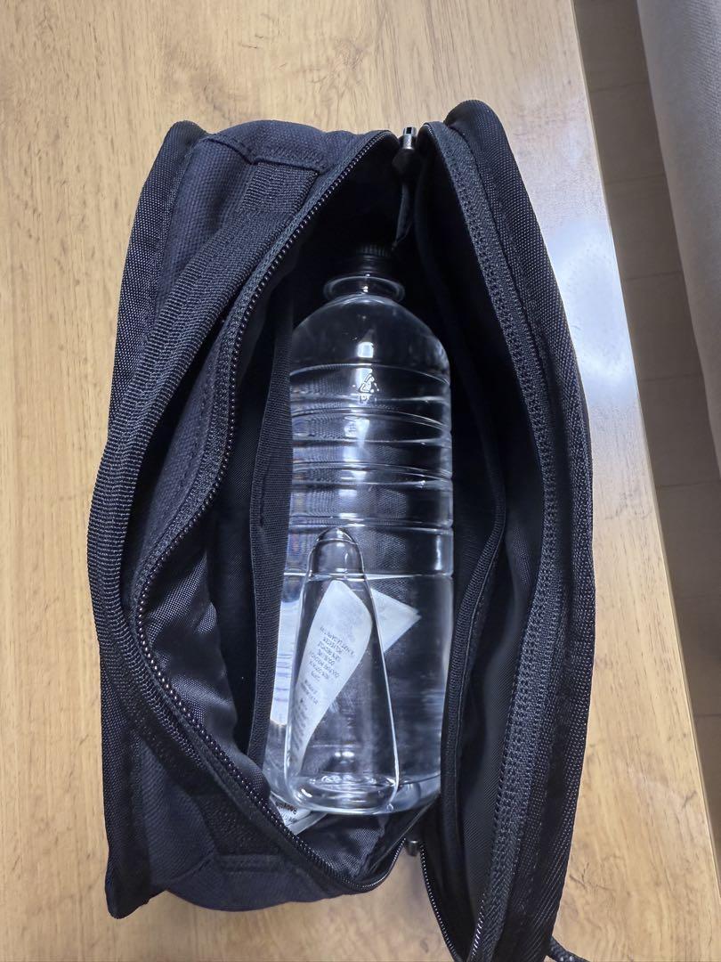 patagonia フィールドスミス・ヒップ・パック5L　黒