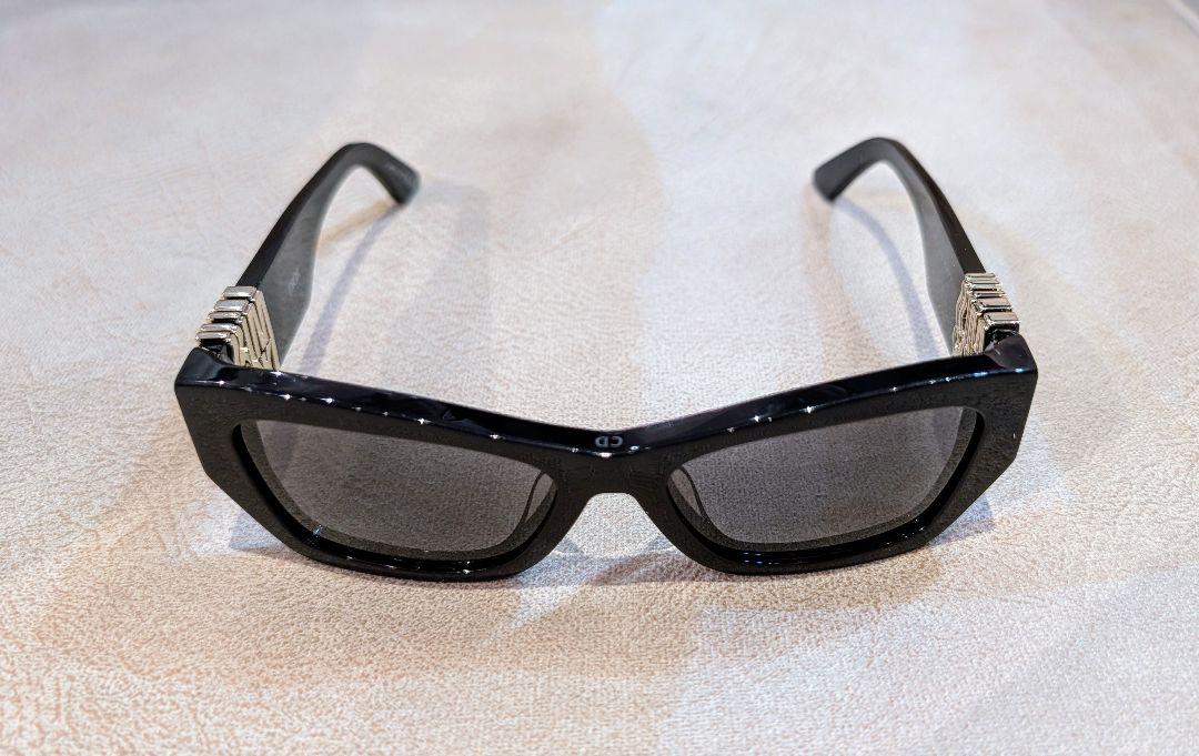 janeMiss Dior サングラス ブラック ￥74,000