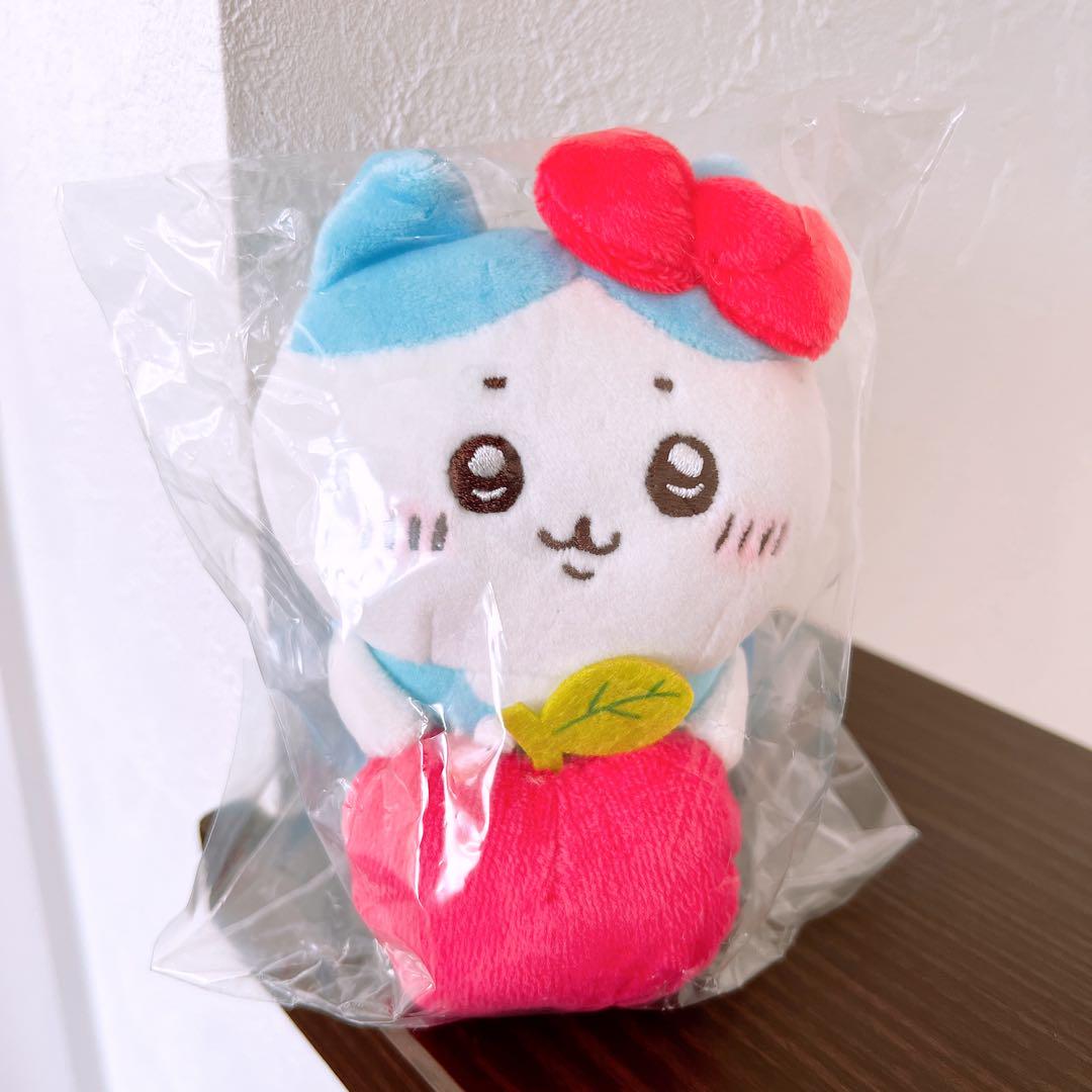 【ゆうゆう】ちいかわ サンリオ ハチワレ デスクトップから見守るぬいぐるみ