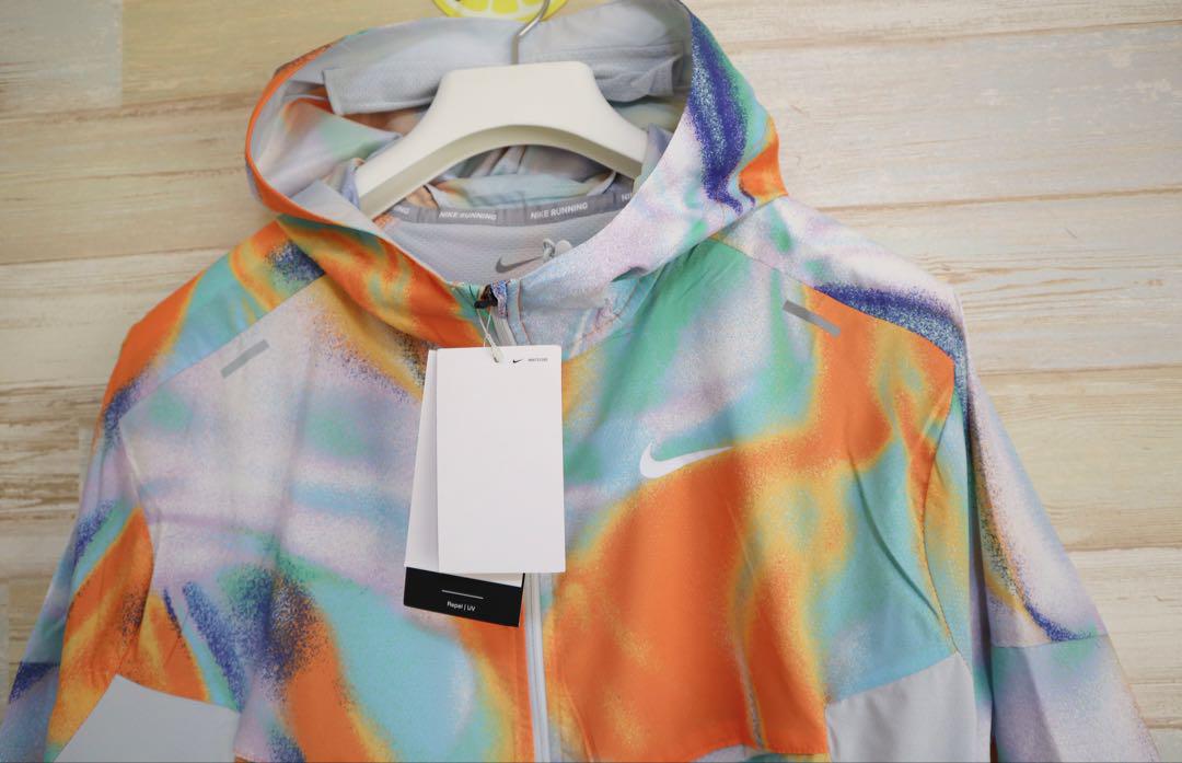 NIKE レペル UV 総柄　ウインドランナー　　ランニングジャケット ナイキ