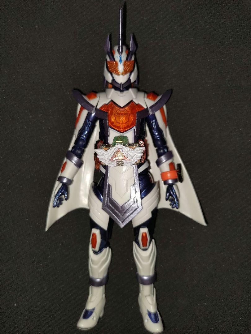 S.H.Figuarts 仮面ライダーマジェード サンユニコーン
