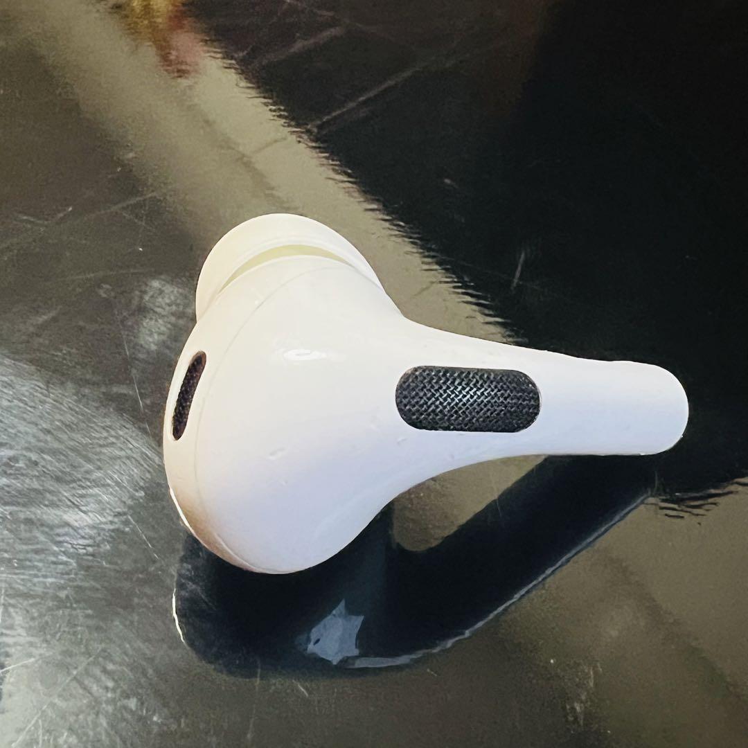 右耳　Airpods Pro 第2世代　右イヤホン　プロ