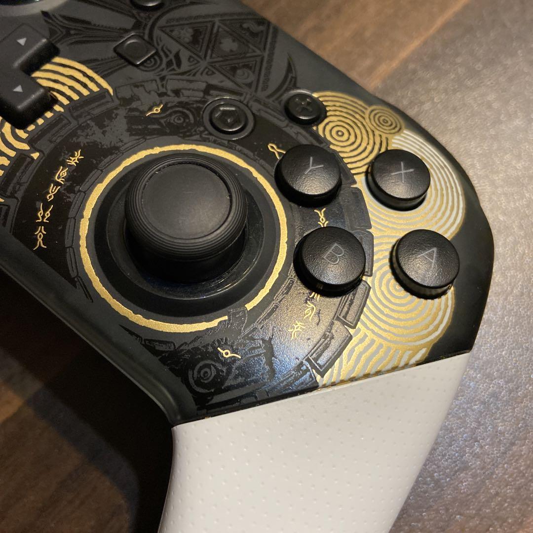 【中古】ニンテンドースイッチ　プロコントローラー　ゼルダの伝説　エディション