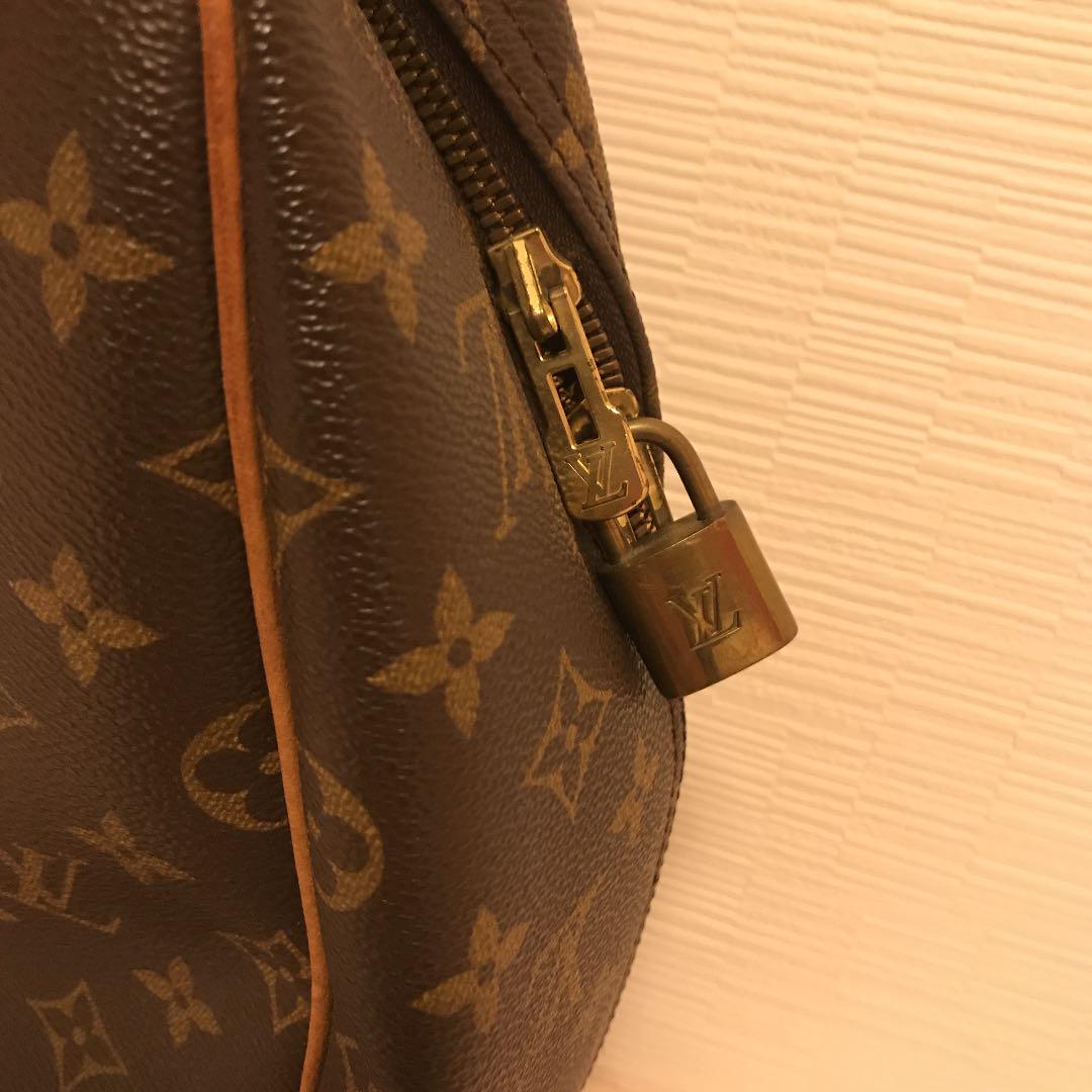 LOUIS VUITTON トートバッグ