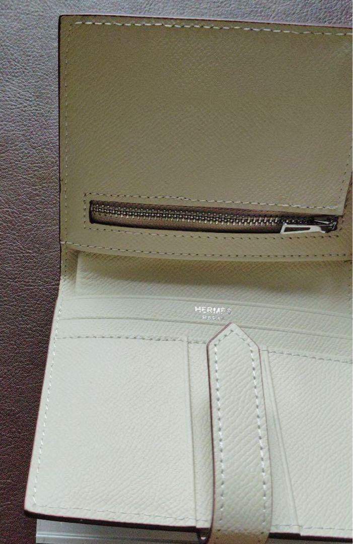 並行輸入　エルメス二つ折り財布