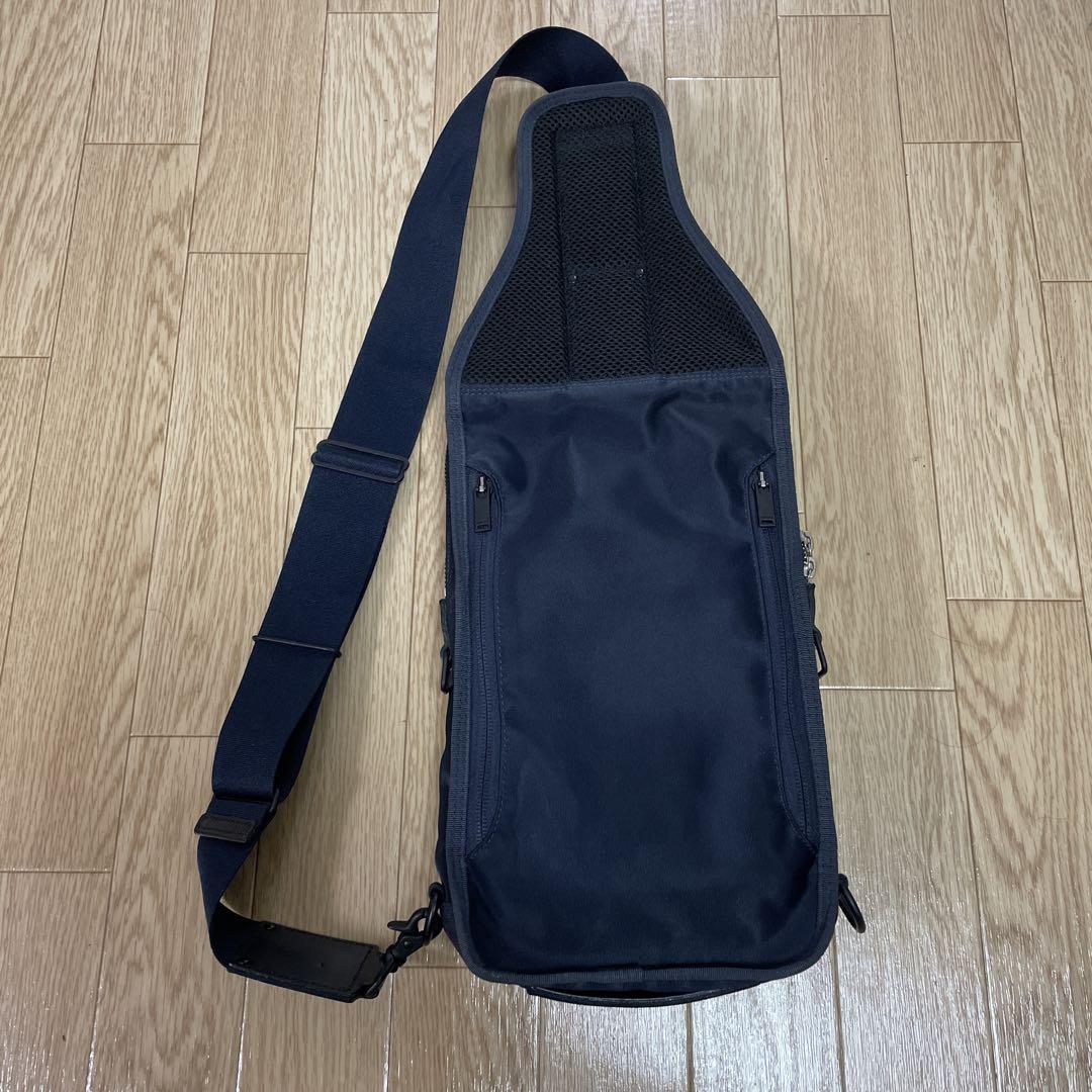 バッグ PORTER LIFT SLING SHOULDER BAG