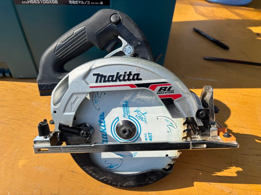 マキタ　丸鋸　18V まるのこ　makita