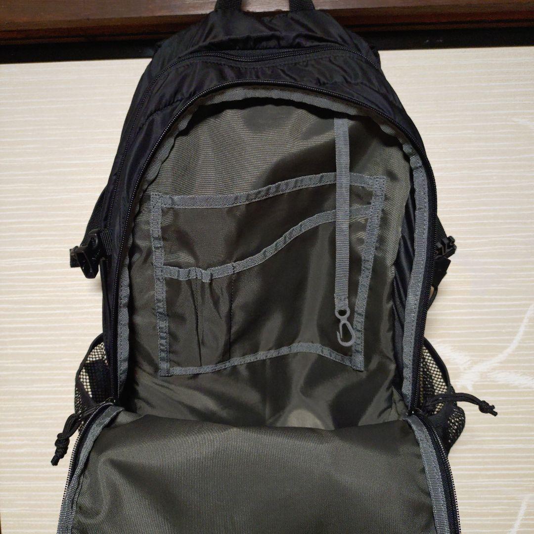 Disney　Mickey　×　Coleman　バックパック25L ミッキー