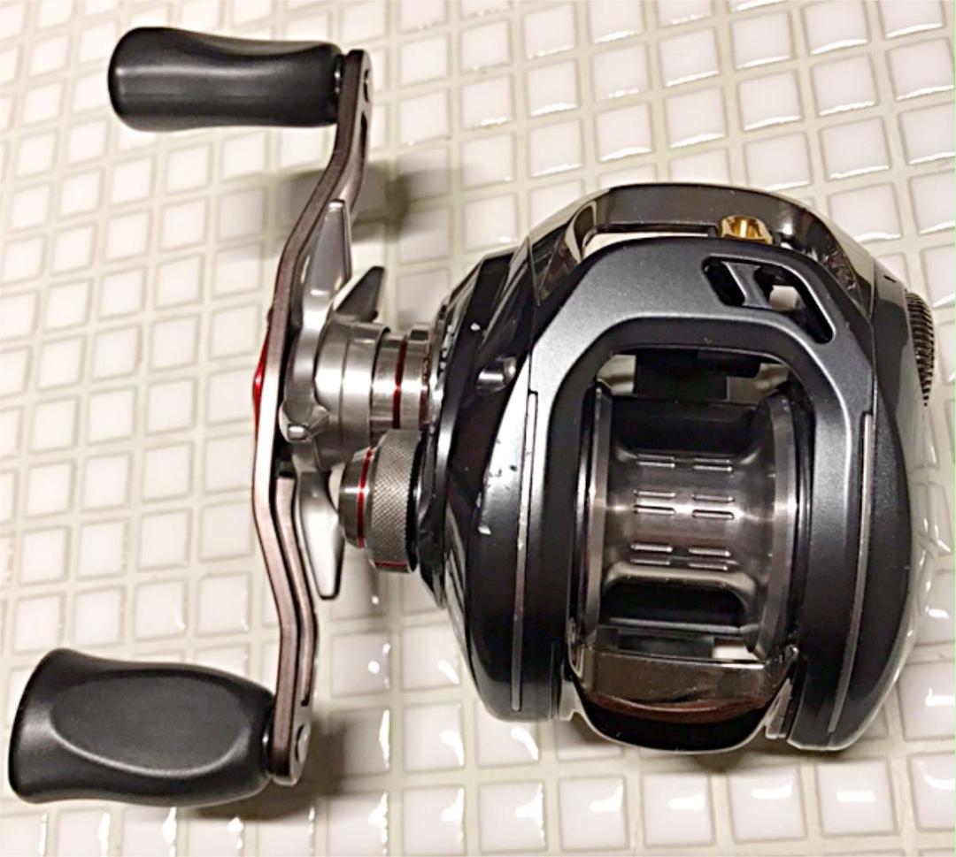 ダイワ ジリオン7.9L J-DREAM 左ハンドル 品 | kentro-mpatarias