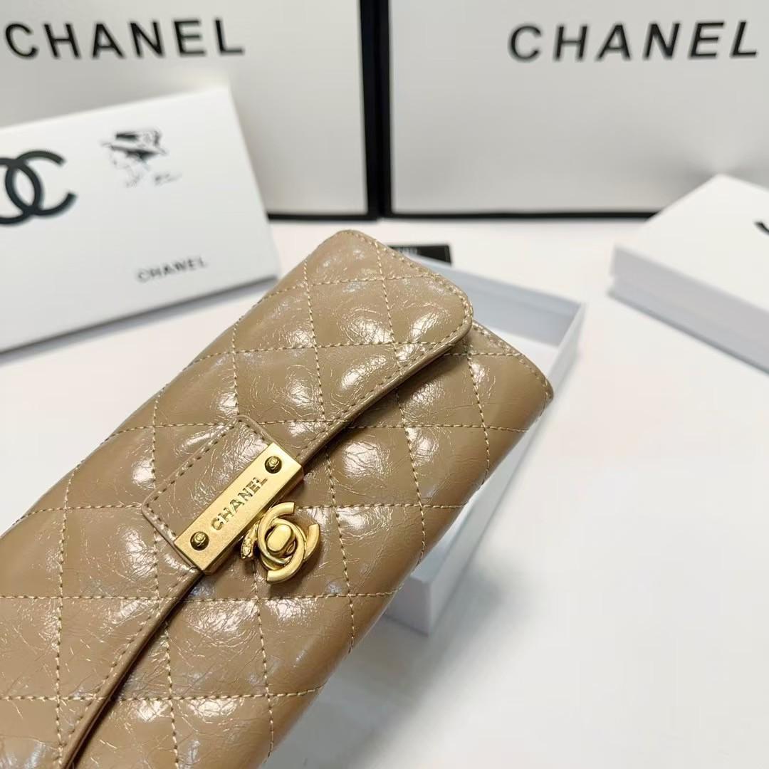 極美品 CHANEL 長財布 二つ折り財布 キャビアスキン - メルカリ