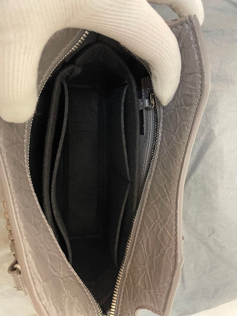 期間限定値下げ中 バレンシアガ NEO CAGOLE XS 2WAYS バッグ 期間限定値下げ中 バレンシアガ NEO CAGOLE XS 2WAYS バッグ