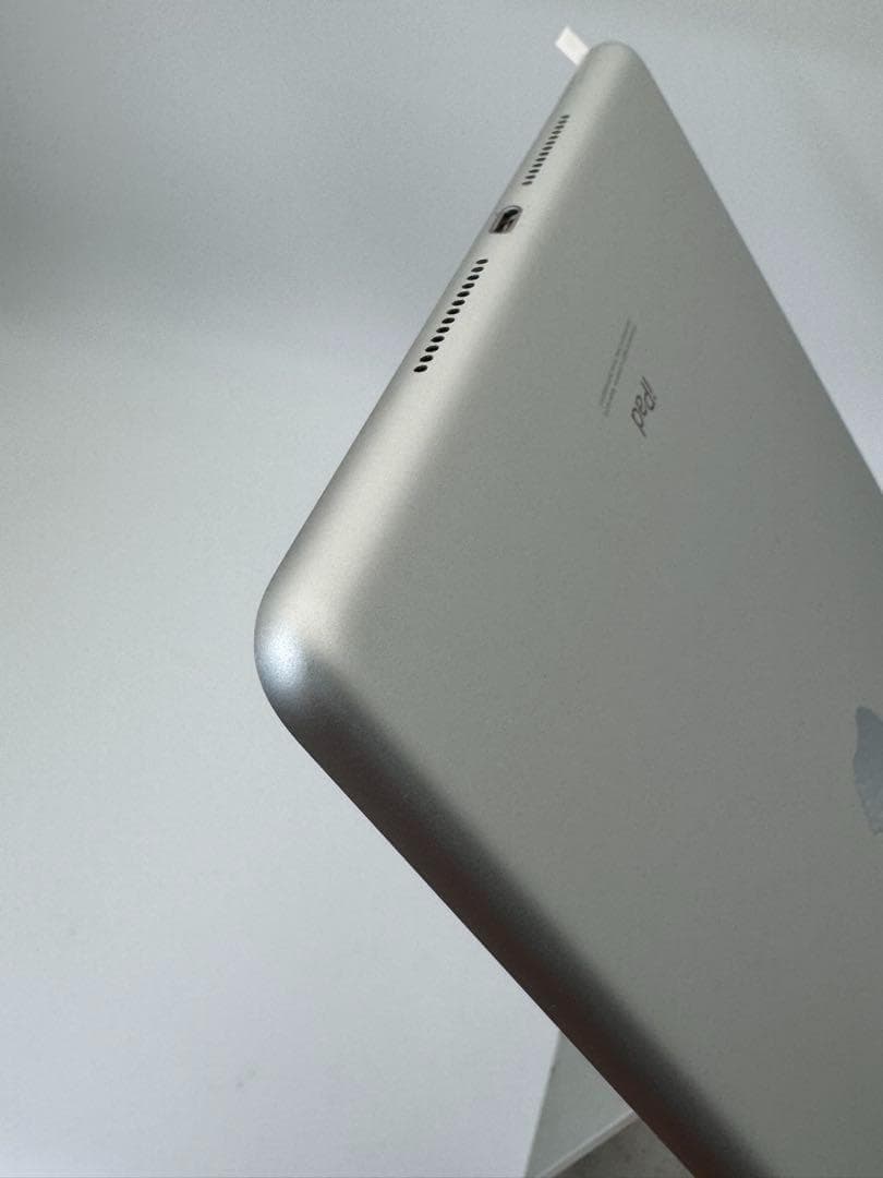 ipad 2020 第8世代128GB シルバー ipad 2020 第8世代128GB シルバー