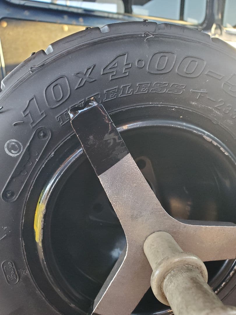 レーシングカート 未使用レインタイヤ ホイール タイヤホルダーセット