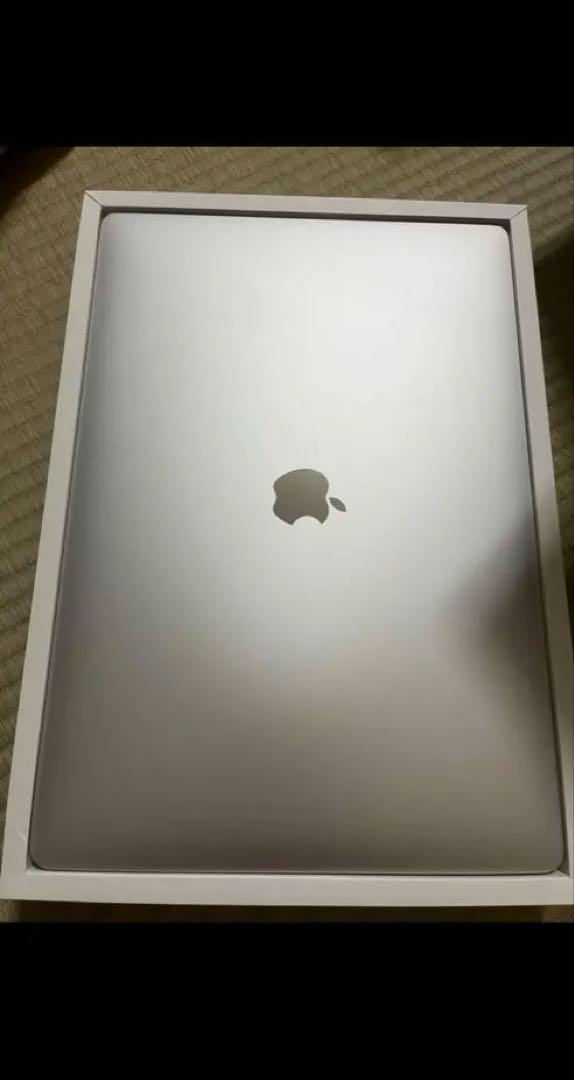 MacBook Pro シルバー ジャンク品 Apple MacBook Pro シルバー 本体と充電器付き ジャンク品