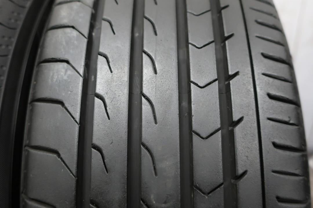 2022年製　ヨコハマ　ブルーアース　RV03　215/60R17　国産　4本
