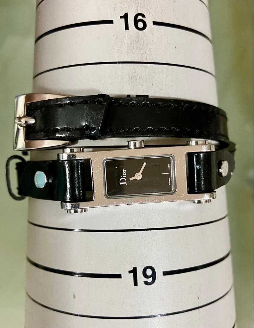 ★稼働品★Christian Dior★D104-100★QZ★レディース腕時計 ★稼働品★Christian Dior★D104-100★QZ★レディース腕時計
