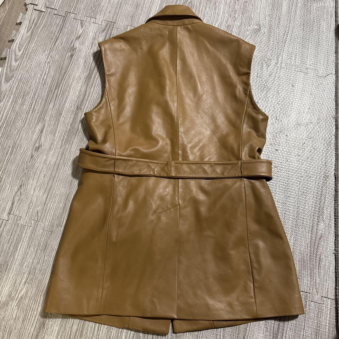 ♡定価98,000-♡ 極美品　ブラウンレザー ノースリーブジャケット ベルト付
