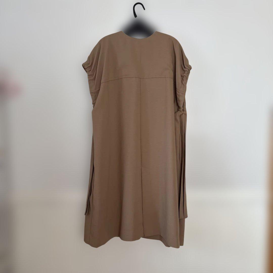 ベージュ ロングジレ