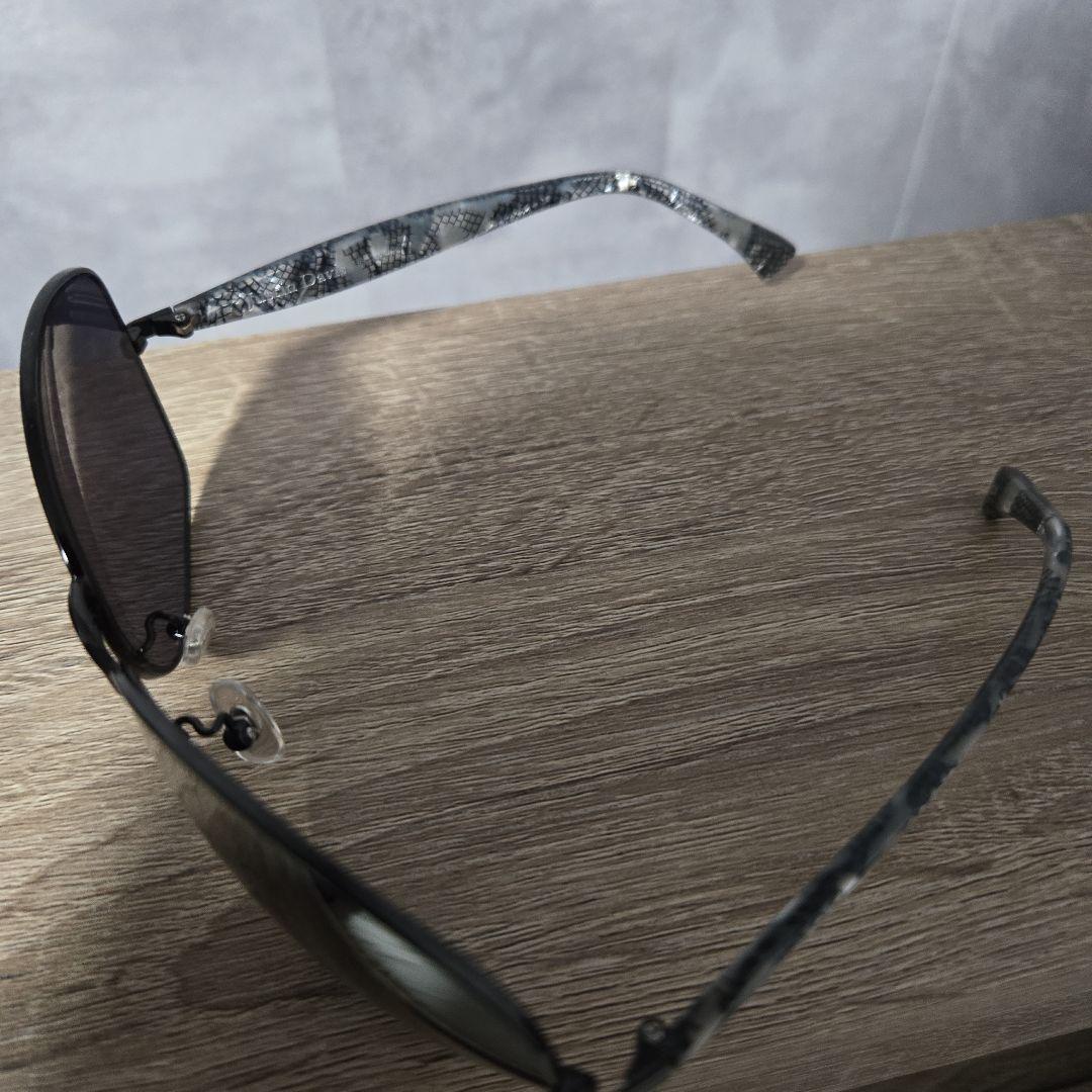 サングラスJustin Davis