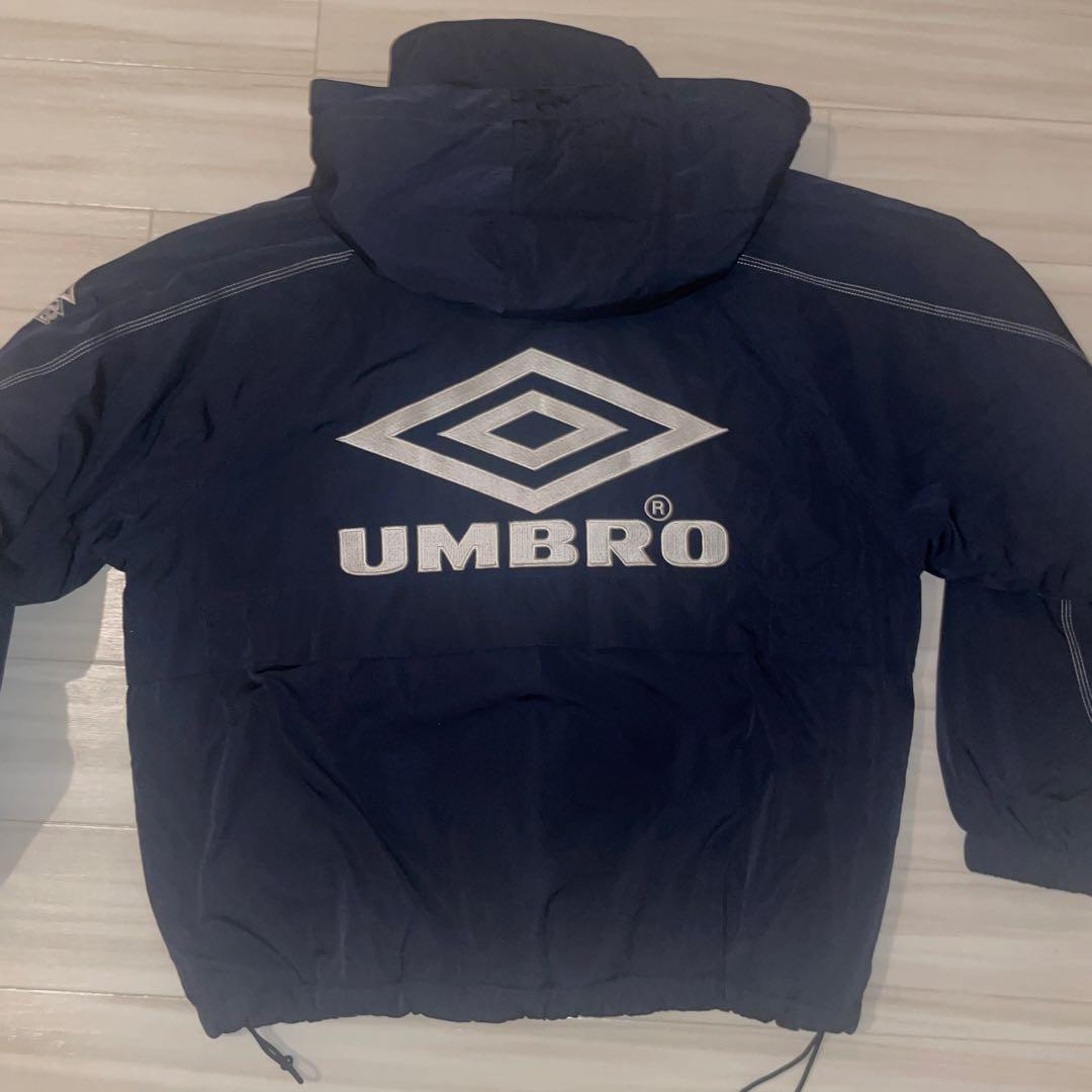 今ならほぼ即納！ umbro×XLARGE】【限定品】ジャケット/パーカー ジャケット・アウター