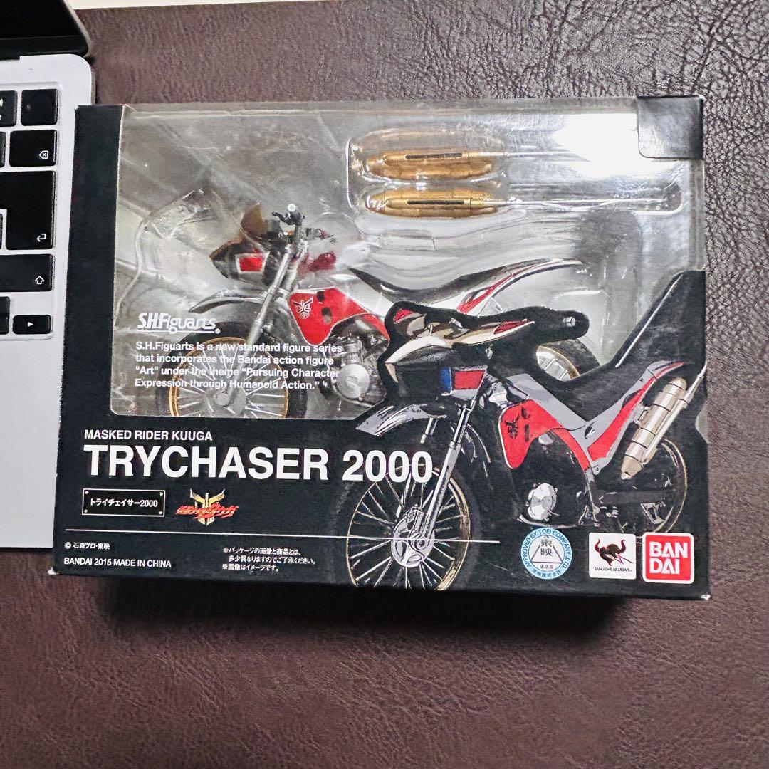 バンダイ S.H.Figuarts 仮面ライダークウガ トライチェイサー2000