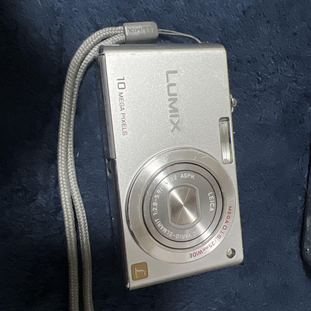 Panasonic LUMIX FX37 本体　バッテリー付き　動作確認なし Panasonic LUMIX FX37 本体 バッテリー付き 動作確認なし