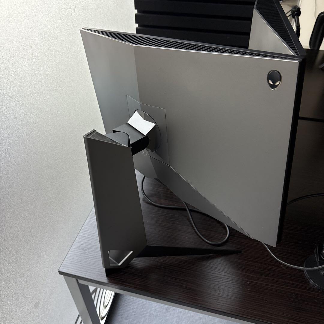 にョん　Alienware AW2518HF 【フルHD 240Hz対応】