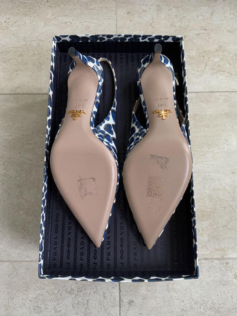 PRADA ハート柄スリングバックヒール