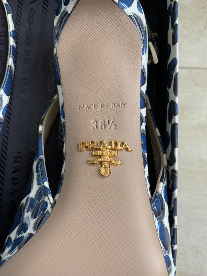 PRADA ハート柄スリングバックヒール
