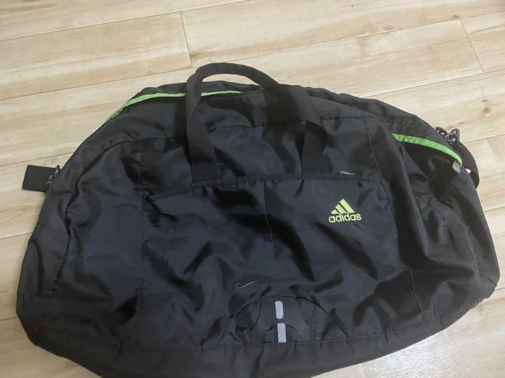 300円 【テレビで話題】 アディダス adidas