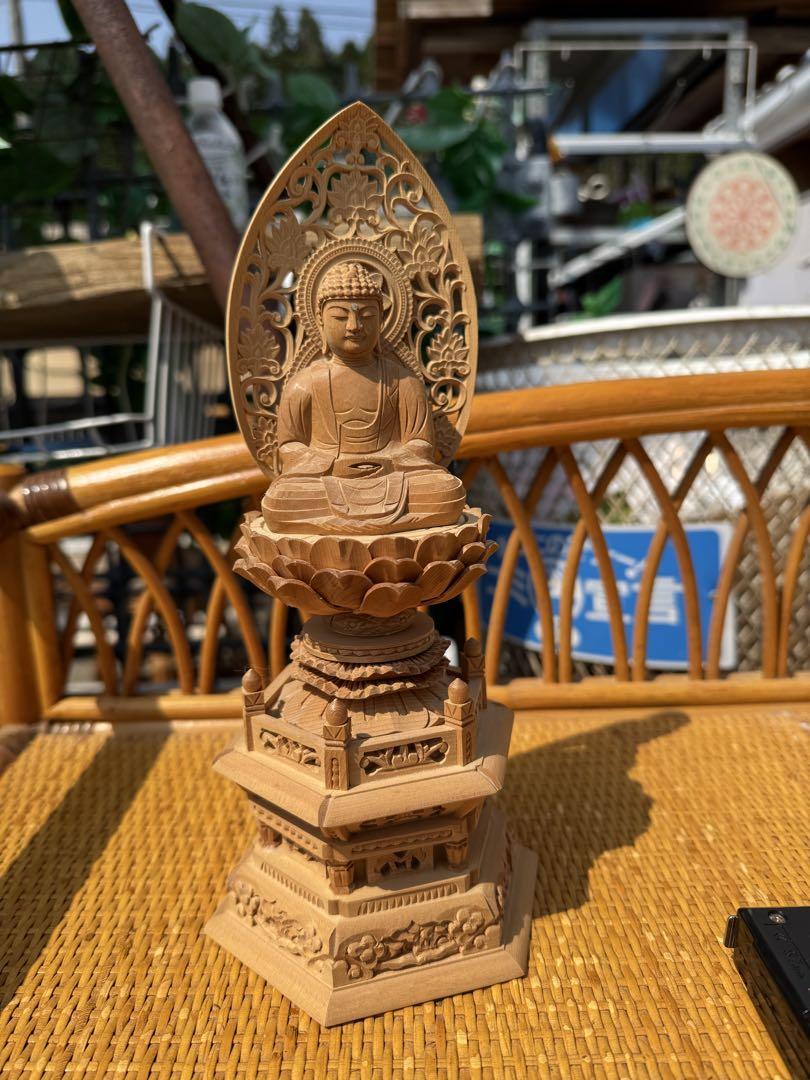 如来　仏像　木彫り